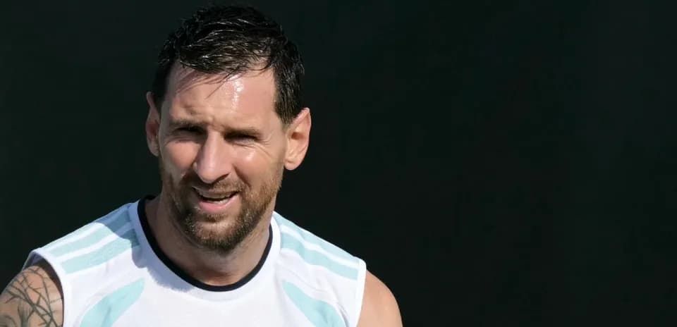 Lionel Messi durante entrenamiento con la selección argentina