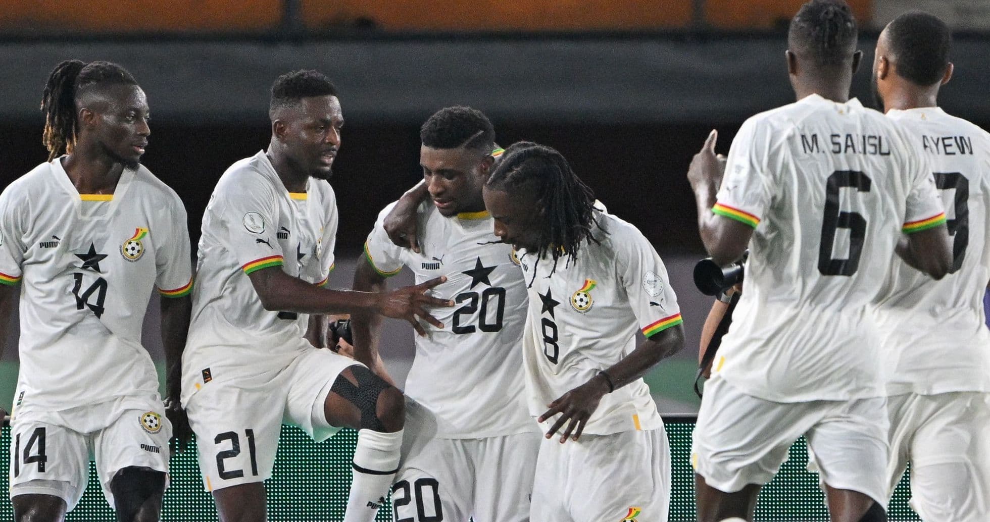 Jugadores de Ghana celebrando un gol en partido