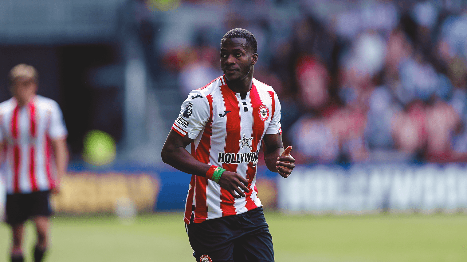 Jugador de Brentford en el partido