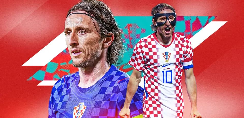 Luka Modric en uniforme de Croacia, sonriente