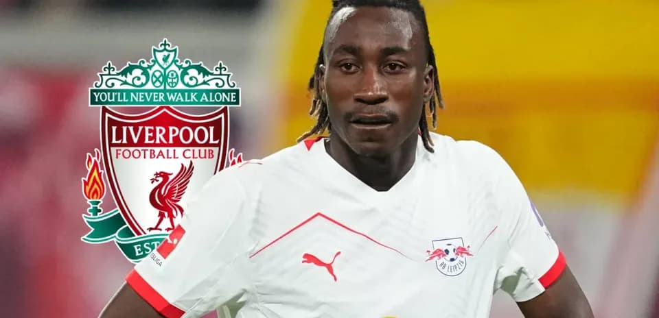 Jugador de RB Leipzig con logo de Liverpool detrás