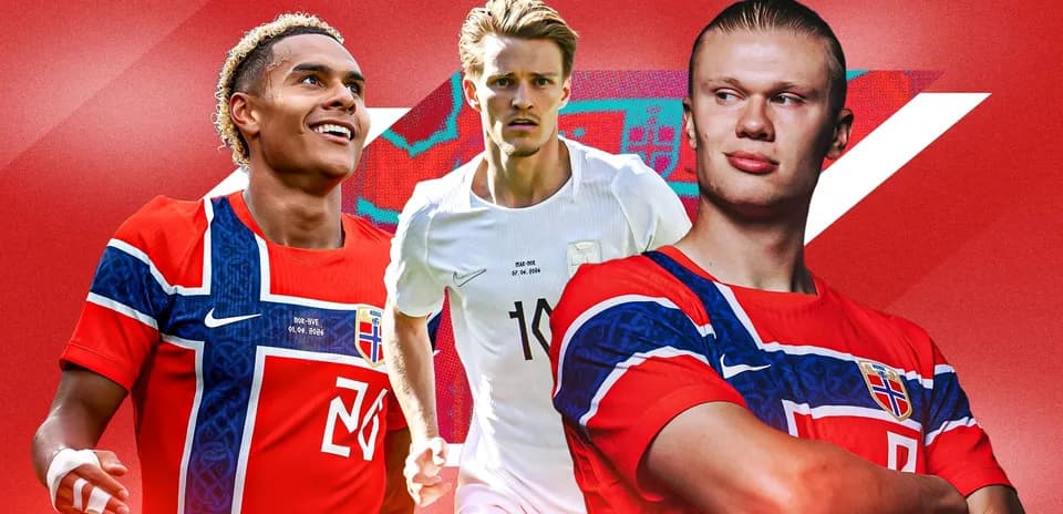Jugadores de fútbol noruegos posando con camisetas nacionales