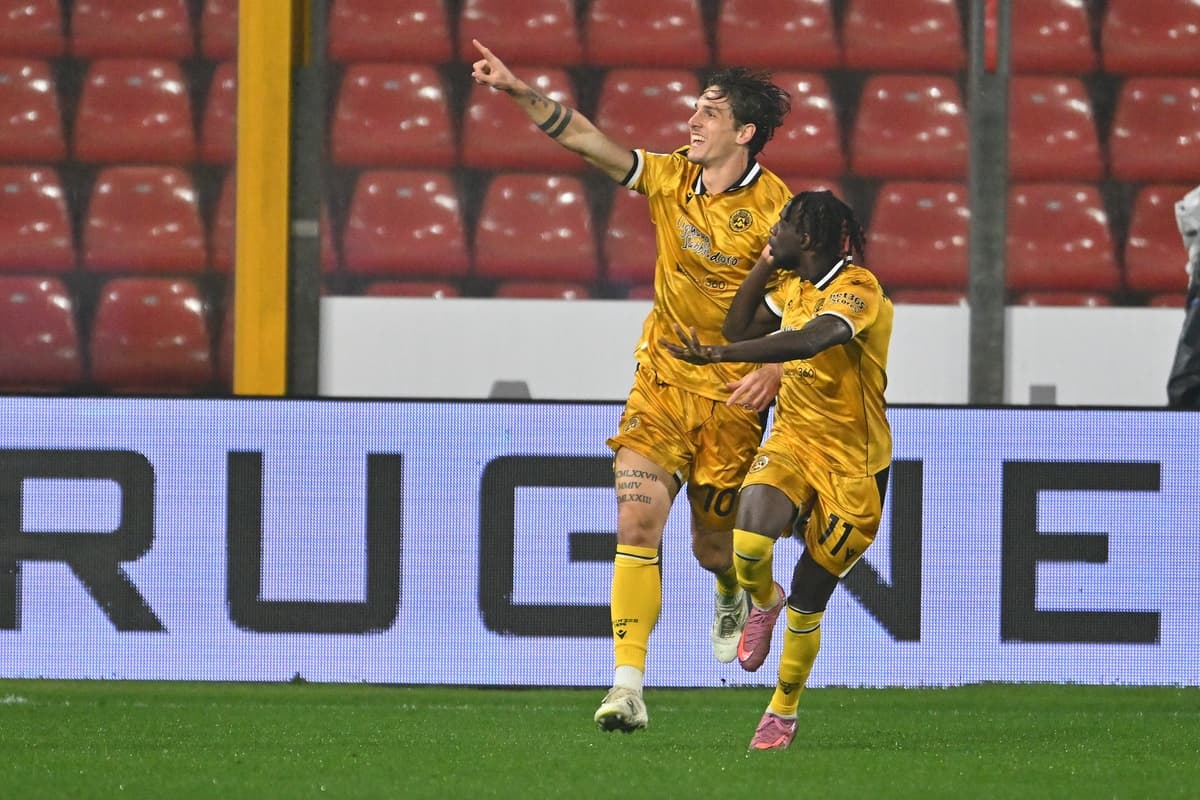 Jugadores de Udinese celebrando un gol