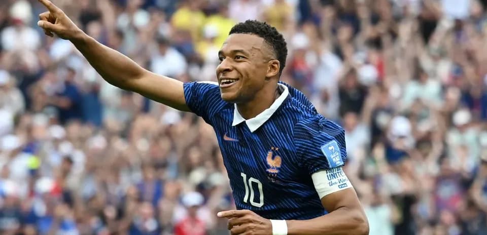 Kylian Mbappé celebrando un gol en el Mundial