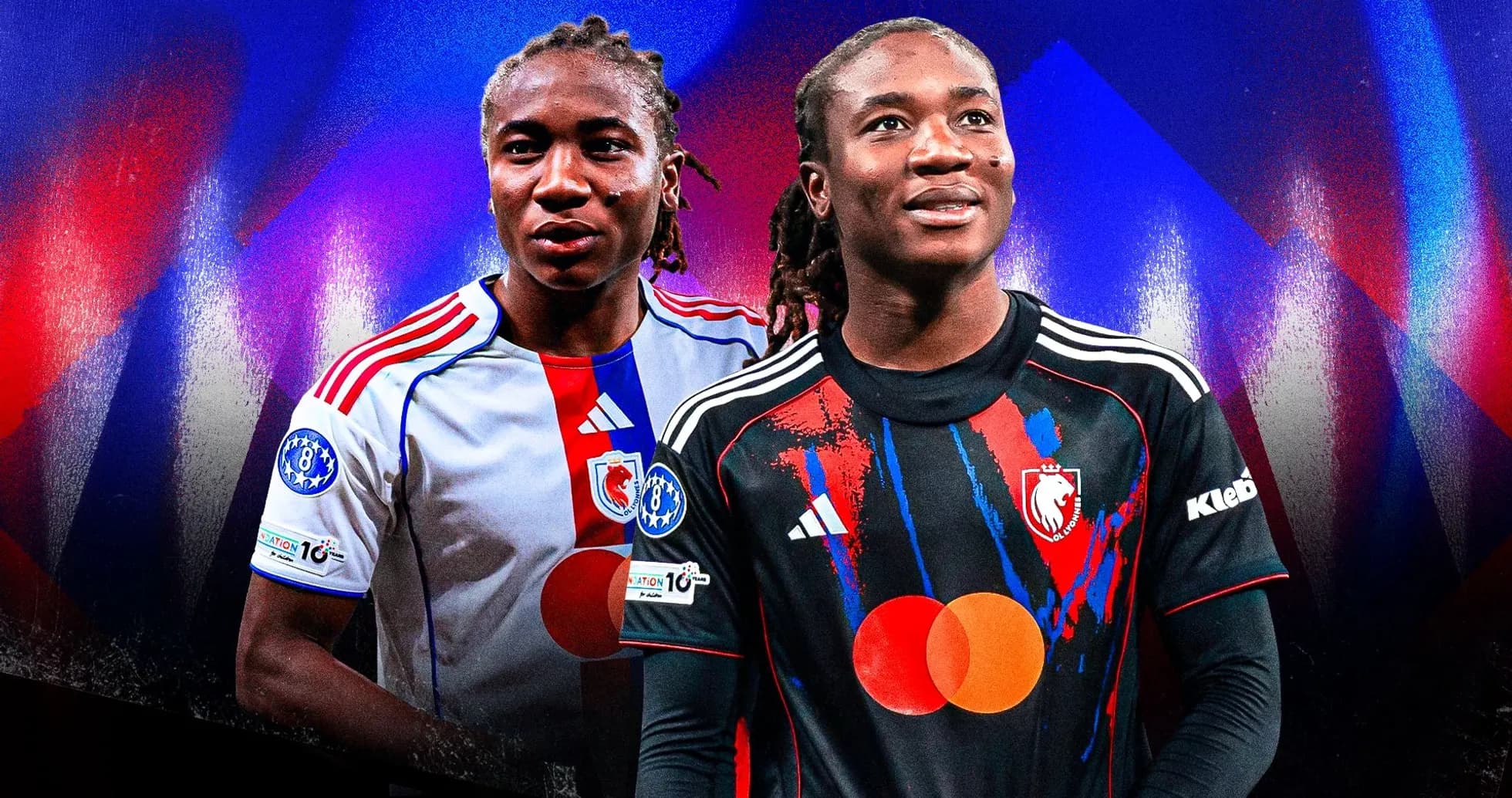 Dos jugadores de fútbol en camisetas de equipos diferentes