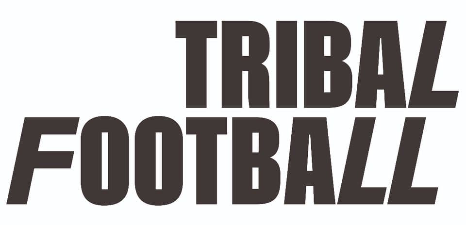 Texto que dice 'TRIBAL FOOTBALL' en negrita