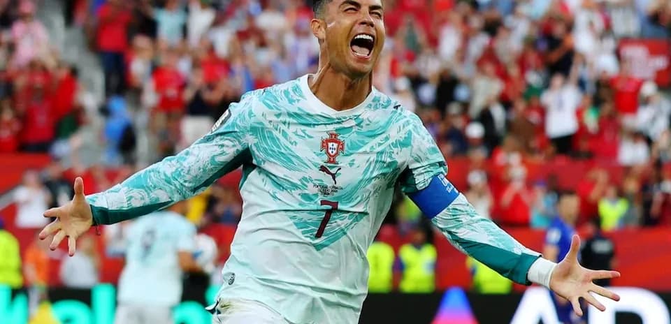 Cristiano Ronaldo celebra un gol para Portugal