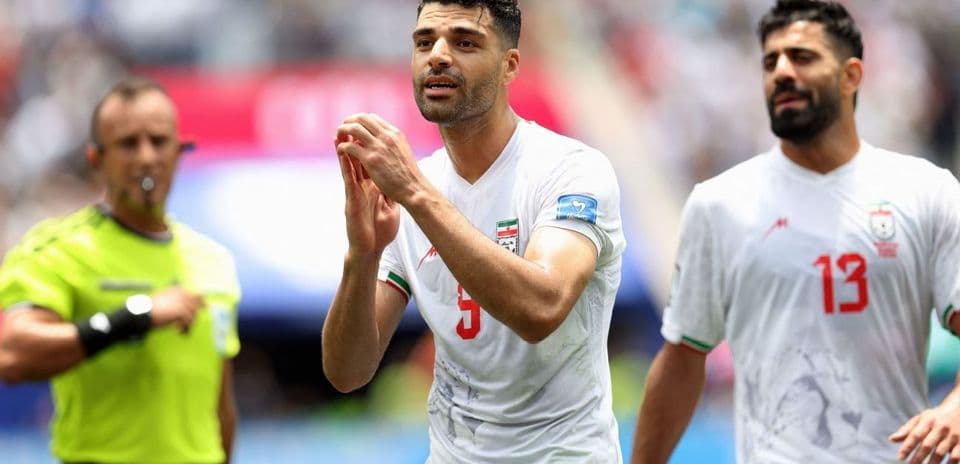 Revisión VAR en la Copa del Mundo: ¿Por qué se anuló el gol de Irán? ¿Fue justa la tarjeta roja a Ngoy?