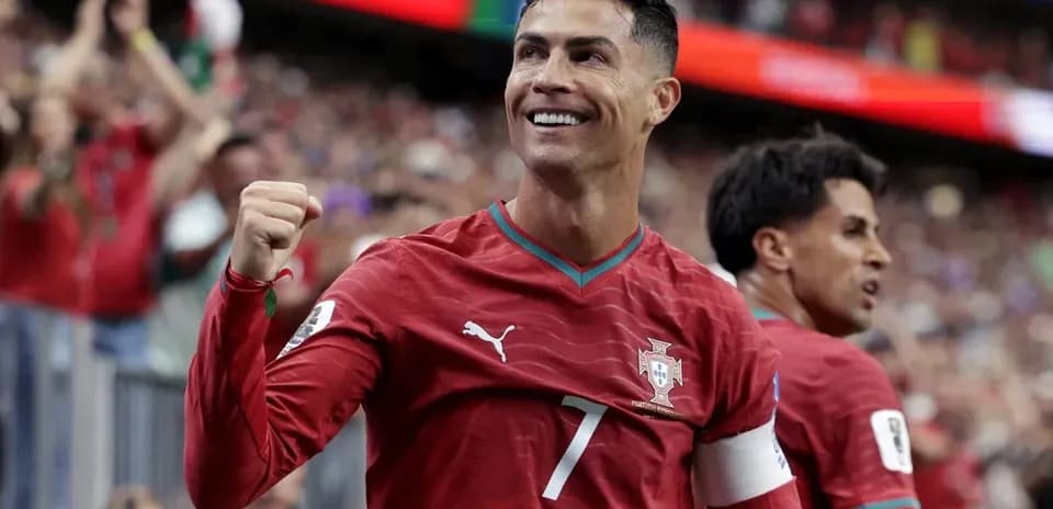 Cristiano Ronaldo celebrando un gol con Portugal Cristiano Ronaldo celebrando un gol con Portugal