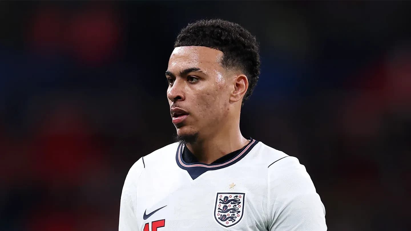 Jugador de Inglaterra en acción durante un partido Jugador de Inglaterra en acción durante un partido