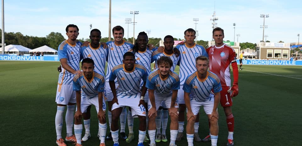 Equipo de Sporting JAX en el campo Equipo de Sporting JAX en el campo