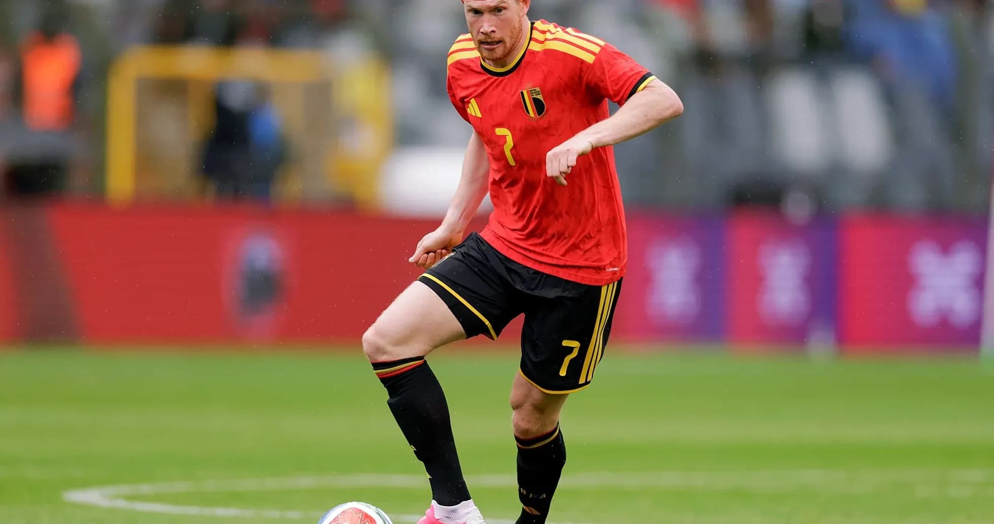 Jugador de Bélgica en acción durante un partido Jugador de Bélgica en acción durante un partido