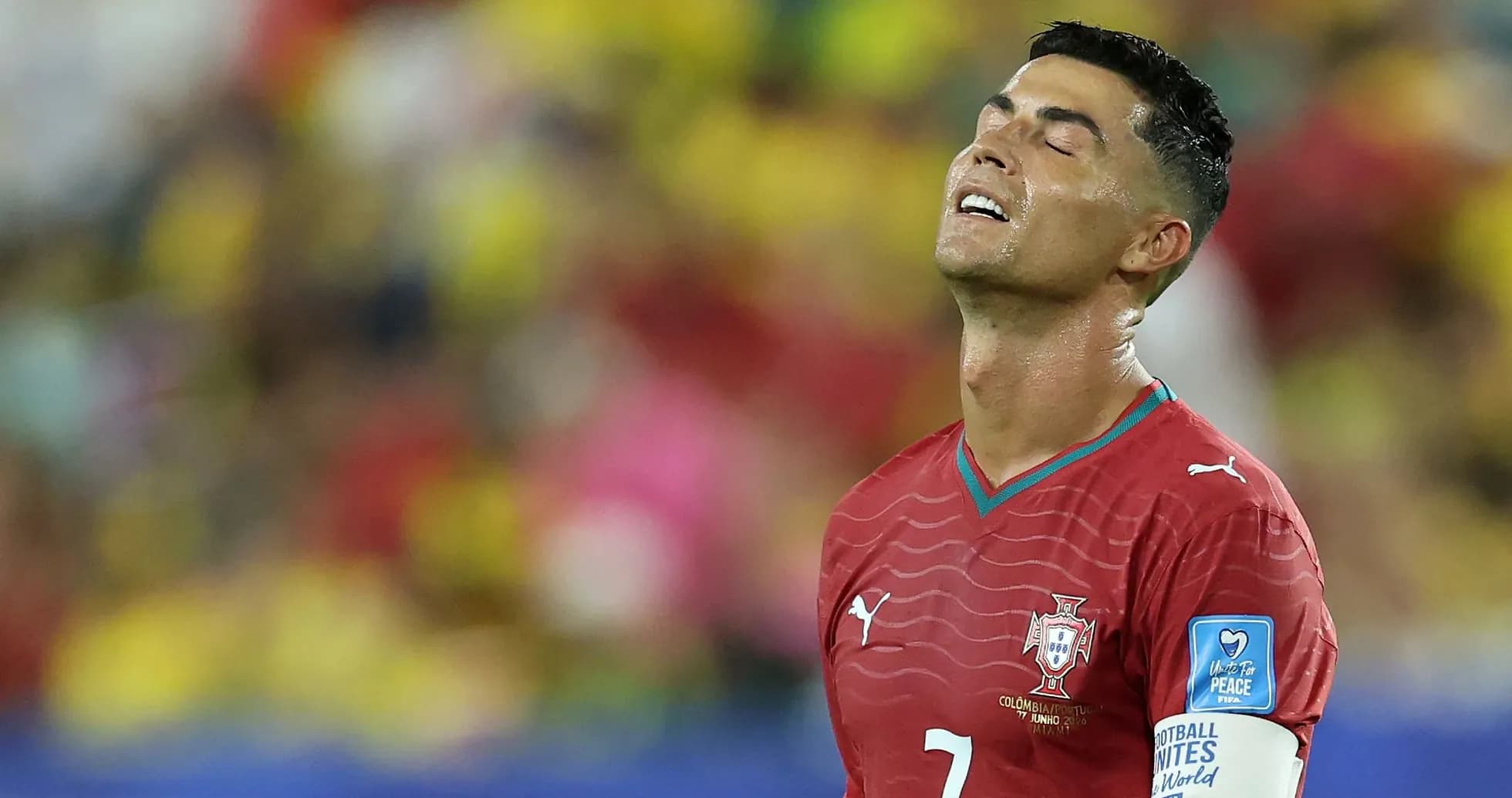 Cristiano Ronaldo con expresión de frustración en el partido Cristiano Ronaldo con expresión de frustración en el partido