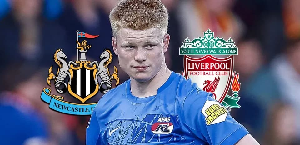 Jugador de fútbol con logotipos de Newcastle y Liverpool Jugador de fútbol con logotipos de Newcastle y Liverpool
