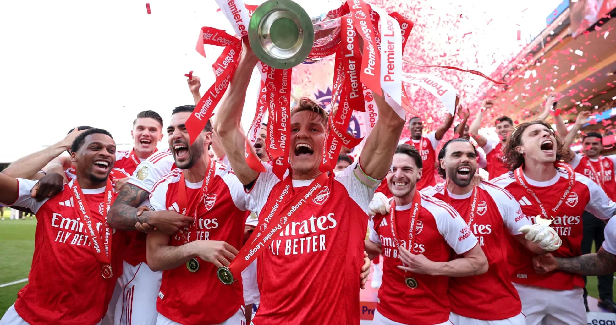 Jugadores de Arsenal celebrando el título de Premier League Jugadores de Arsenal celebrando el título de Premier League