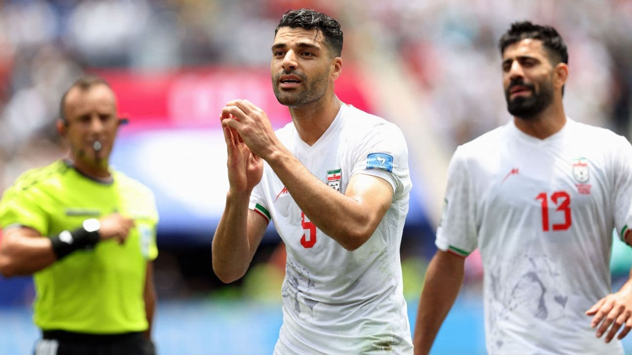 Revisión VAR en la Copa del Mundo: ¿Por qué se anuló el gol de Irán? ¿Fue justa la tarjeta roja a Ngoy? Revisión VAR en la Copa del Mundo: ¿Por qué se anuló el gol de Irán? ¿Fue justa la tarjeta roja a Ngoy?