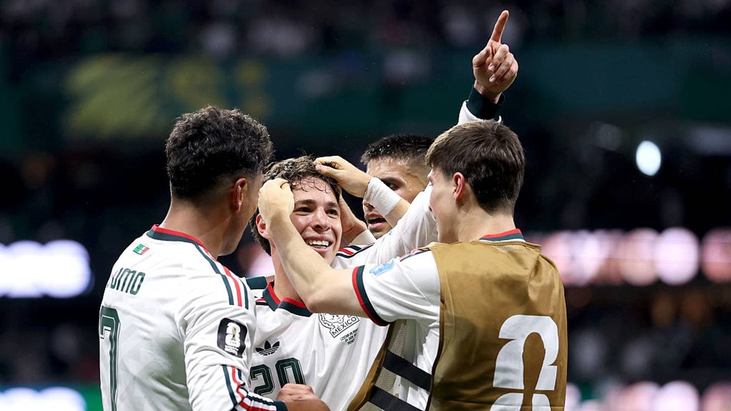 México Domina a Chequia con una Segunda Mitad Imparable en la Fase de Grupos México Domina a Chequia con una Segunda Mitad Imparable en la Fase de Grupos